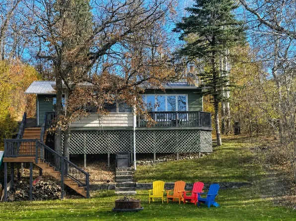 388 Longview Rd W, Bottineau, ND 58318