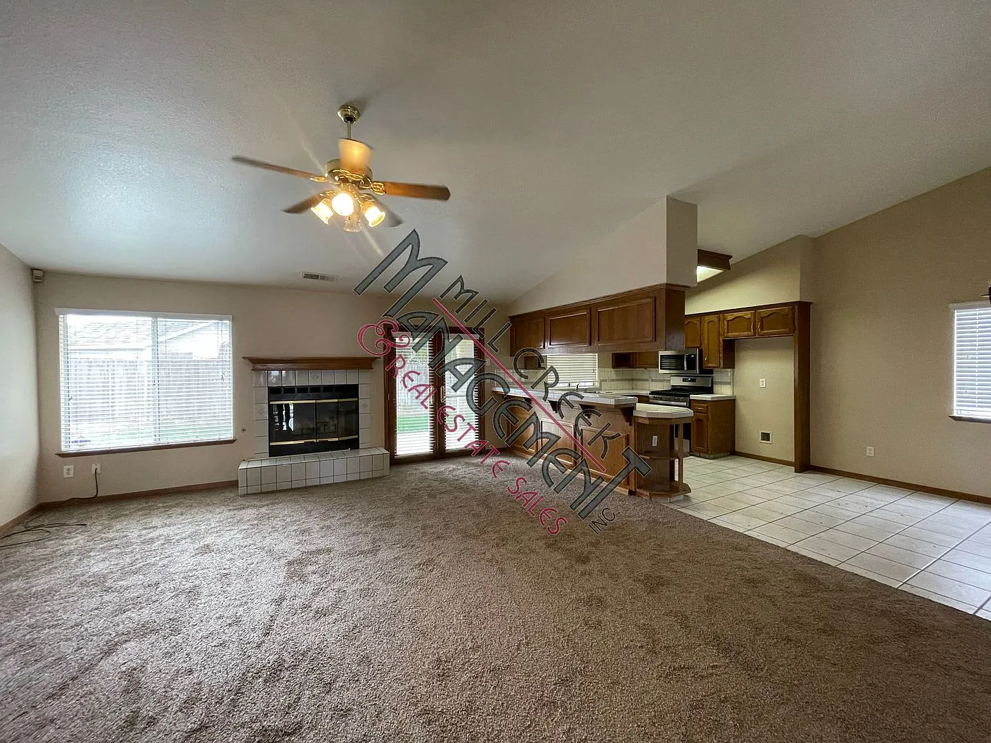 Home in Tulare — Photo 2