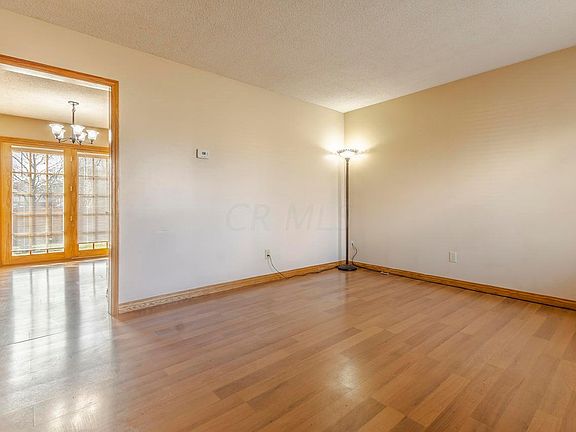 5th image of 5997 Meadowsglen Dr
