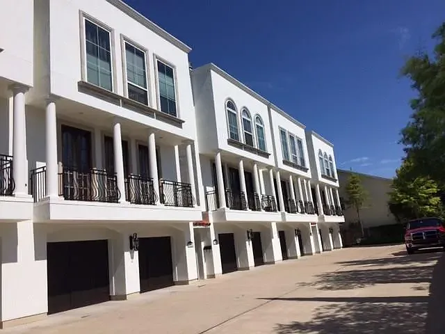 Extra parking area for guest