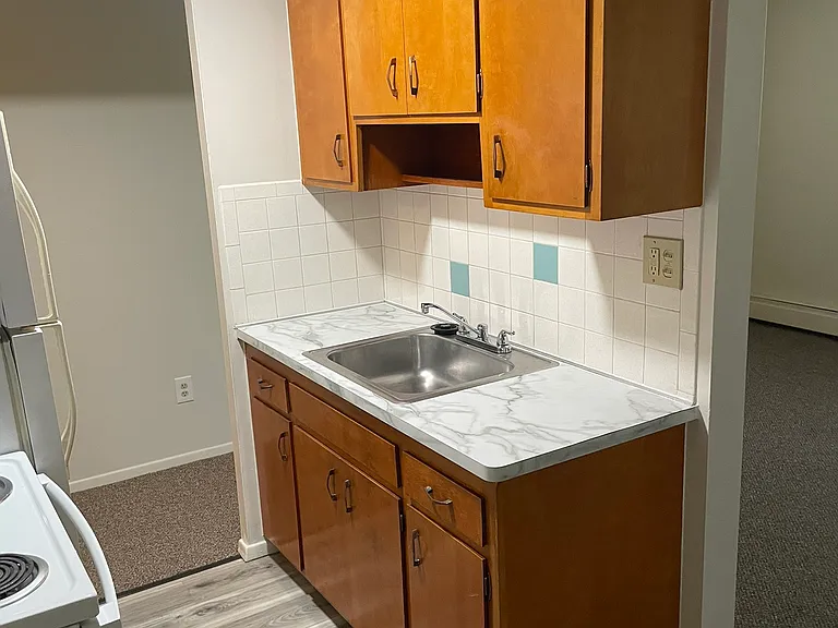 17620 Lakeshore Blvd — Photo 8