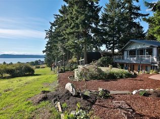 2762 Sun Vista Cir, Clinton, WA 98236