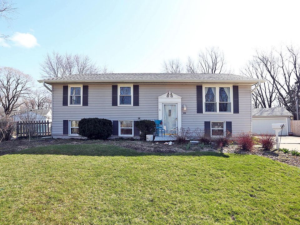 1st image of 105 Eliasek Ct