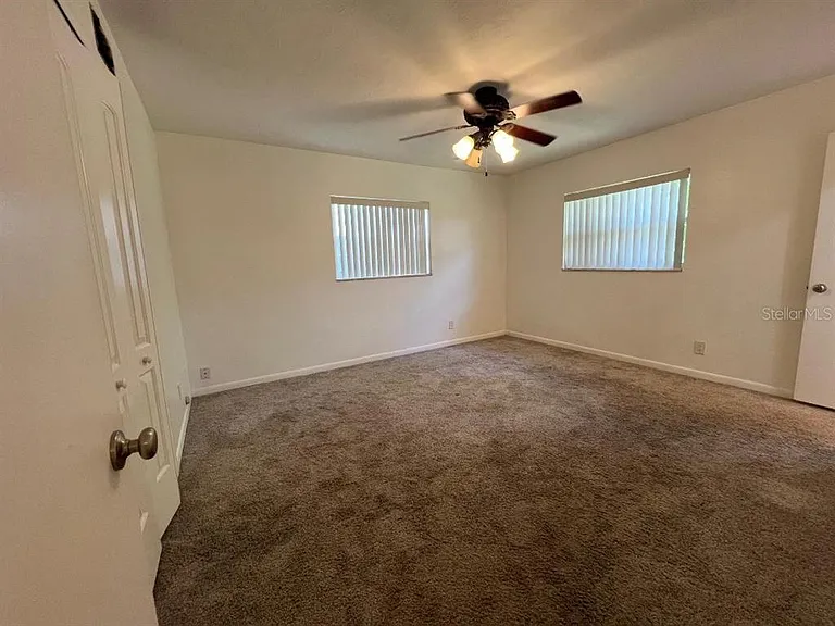 12928 N Oregon Ave — Photo 15