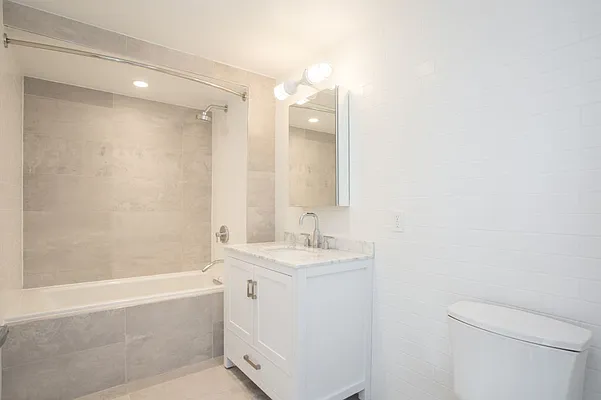 Rented by MNS Marketing | media 16