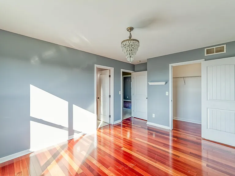 6918 Peninsula Dr NE — Photo 16