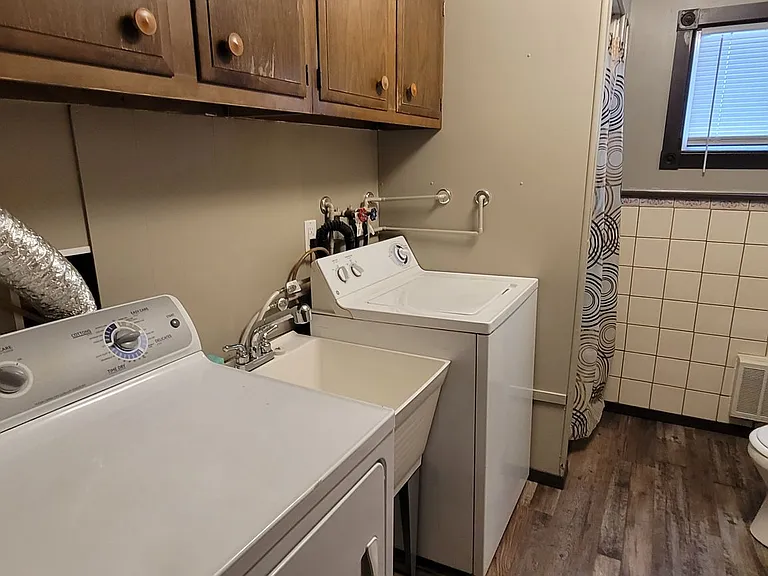 306 Norwood Dr NE — Photo 12
