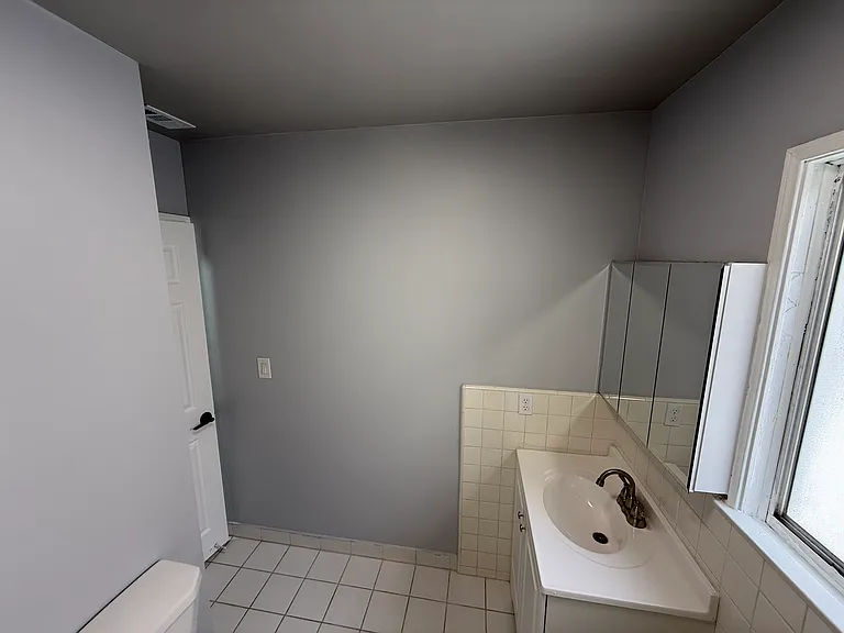 10172 Vena Ave #10172 — Photo 3