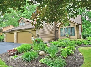 8984 Inverrary Dr SE, Warren, OH 44484