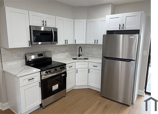 5th image of 5309 W Oxford St