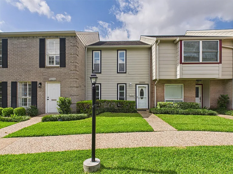 10380 Briar Forest Dr #32/6 — Photo 1