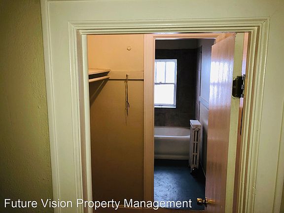 5th image of 419 E Galena Blvd APT 112