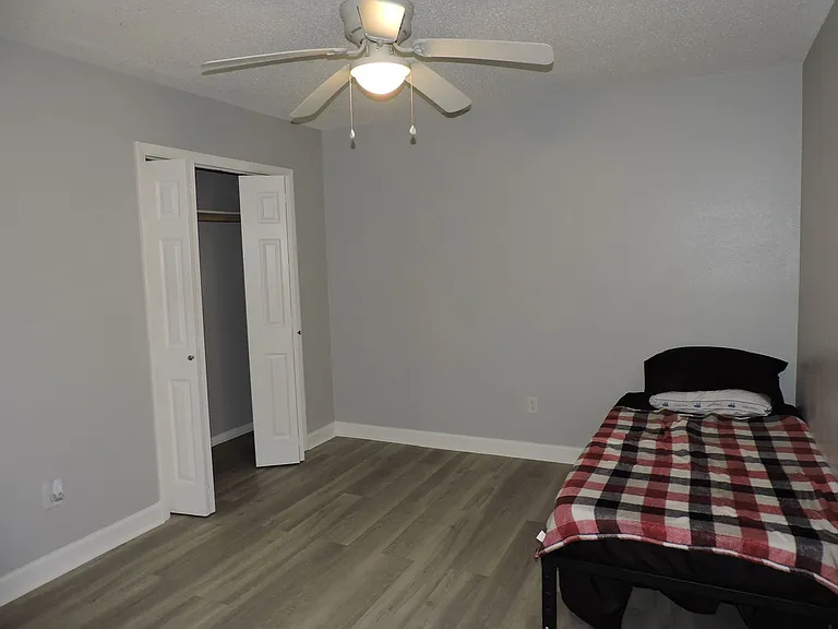 346 Quigley Rd — Photo 11