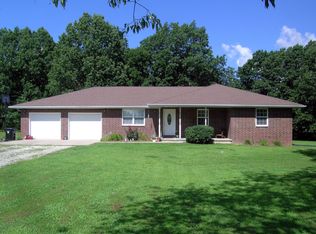 131 Sweetbriar Dr, Marshfield, MO 65706