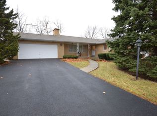 240 W Kathleen Dr, Park Ridge, IL 60068