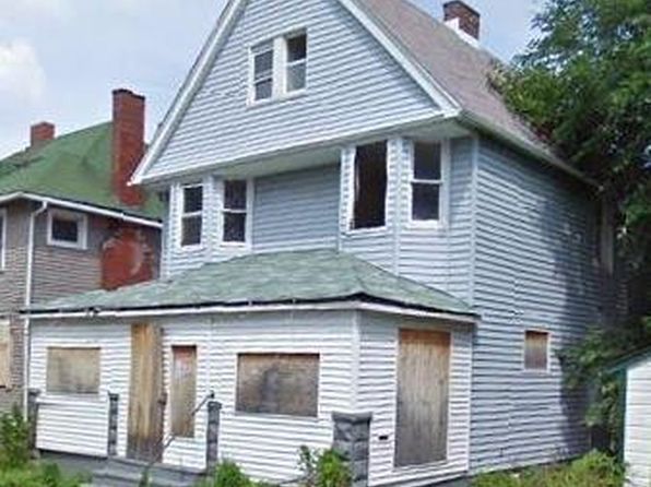 7 Bed 3 Bath Cleveland, OH