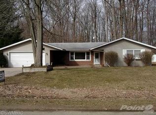 4982 Weatherford Dr, Coloma, MI 49038