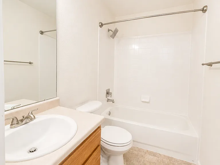 8196 S Norfolk St — Photo 12