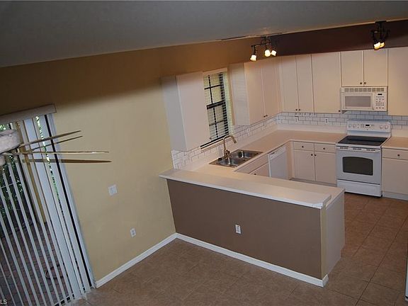 4th image of 7549 Bristol Cir