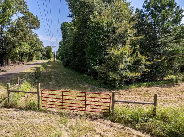 2115 County Rd, Troup, TX 75789