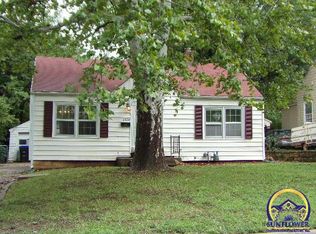 2424 SW Harrison St, Topeka, KS 66611