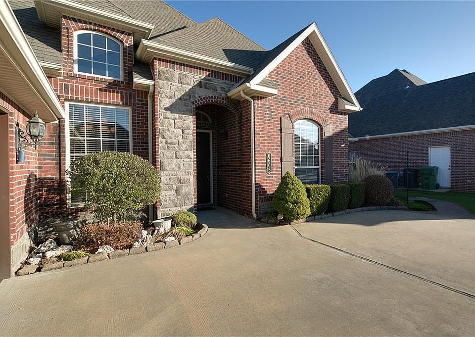 1st image of 6605 W Braebourne Dr