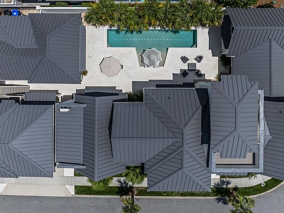 2nd image of 700 Stucco Ln