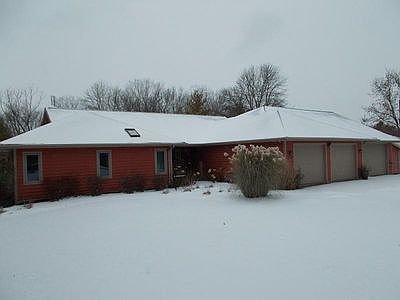 1st image of 2832 N Taylor Dr