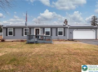 3651 Timberlane Dr, Easton, PA 18045