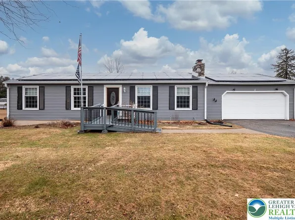 3651 Timberlane Dr, Easton, PA 18045