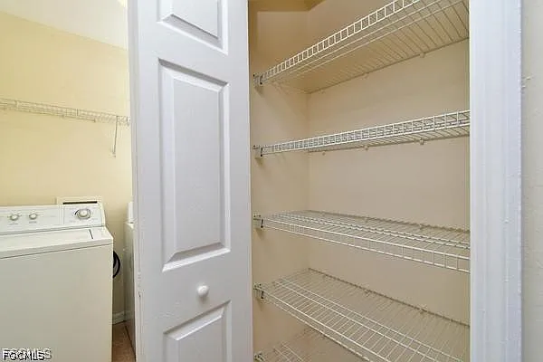 1062 Countess Ave — Photo 13