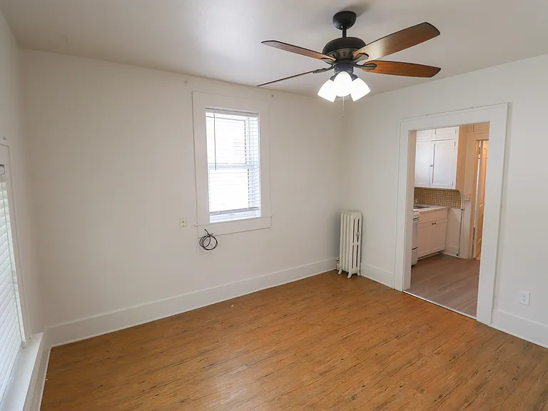 155 W Mountain Ave #128-5 — Photo 6