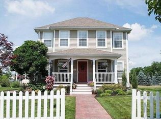 7225 Elli Harbour Ln, Maumee, OH 43537