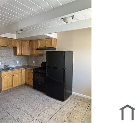 1st image of 462 27th St