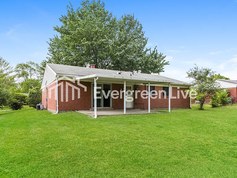 774 Crowden Dr — Photo 14