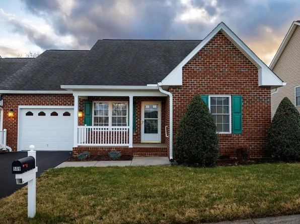 509 Hickory Grove Cir, Harrisonburg, VA 22801