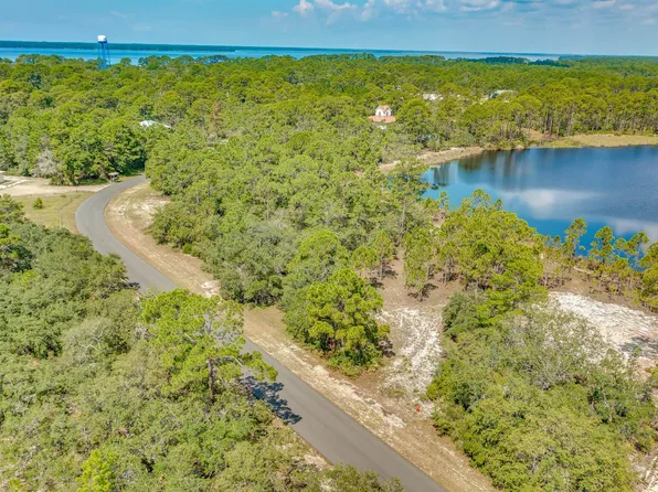 36 Turtle Creek Ln, Panacea, FL 32346