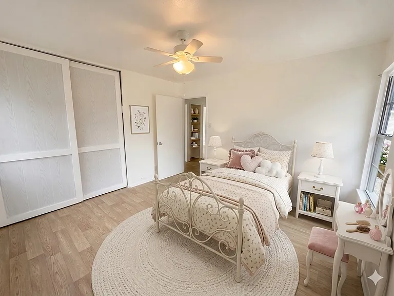 4211 Tropical Dr — Photo 6