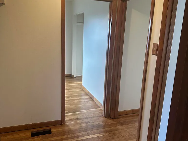 603 Worcester Rd — Photo 12