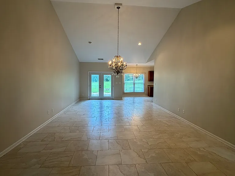 3760 Boulder Ln — Photo 4