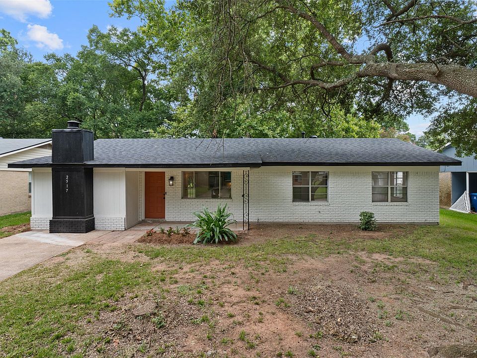 1st image of 2517 Captain Sawyer Dr