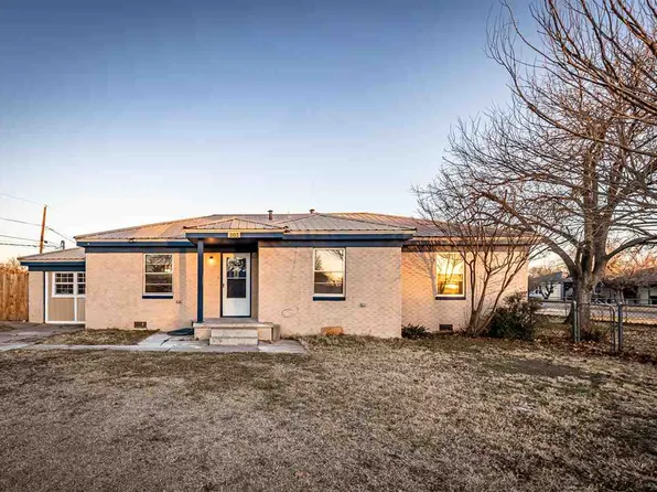 203 NW Morford Dr, Lawton, OK 73507