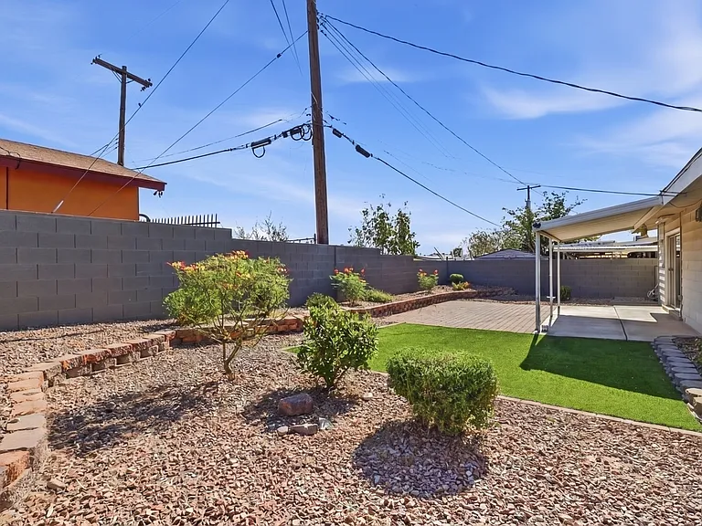 6452 Bristol Way — Photo 15