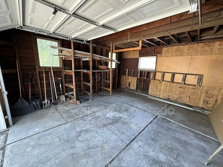 811 E Kiowa St — Photo 26