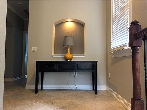 4th image of 2226 Westlake Dr Unit 4