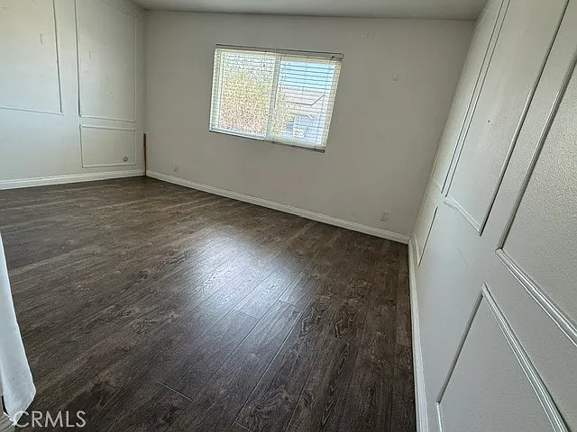 2117 W Sycamore Ave — Photo 11