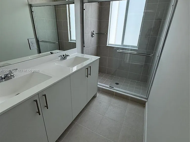 630 SE 15th St #630 — Photo 12