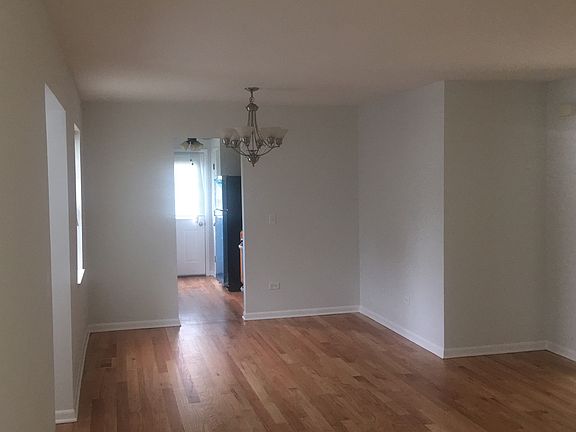 4th image of 443 N Lake Shore Dr #443