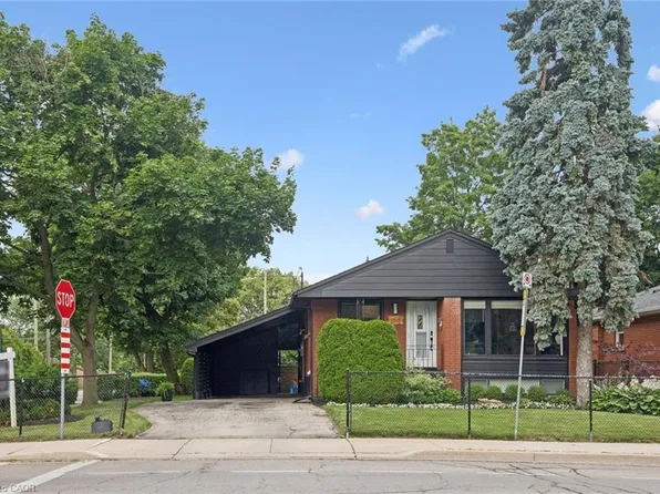 158 Upper Paradise Rd, Hamilton, ON L9C 5B8