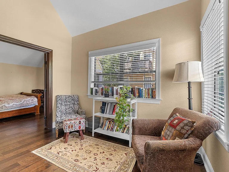 4001 Roswell St — Photo 18